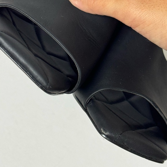 CHARLES & KEITH LEATHER TRAPEZE HEEL MULE SIZE 35 - Picture 7 of 8